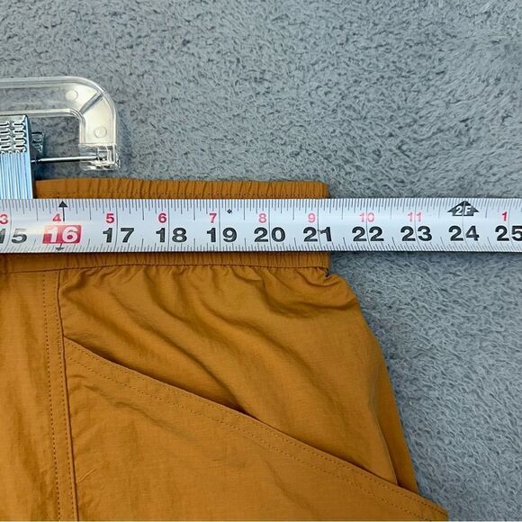 Eddie Bauer Rip Stop Tech Shorts Mens Beige Cargo Elastic Waist Hiking Outdoor - Picture 8 of 16